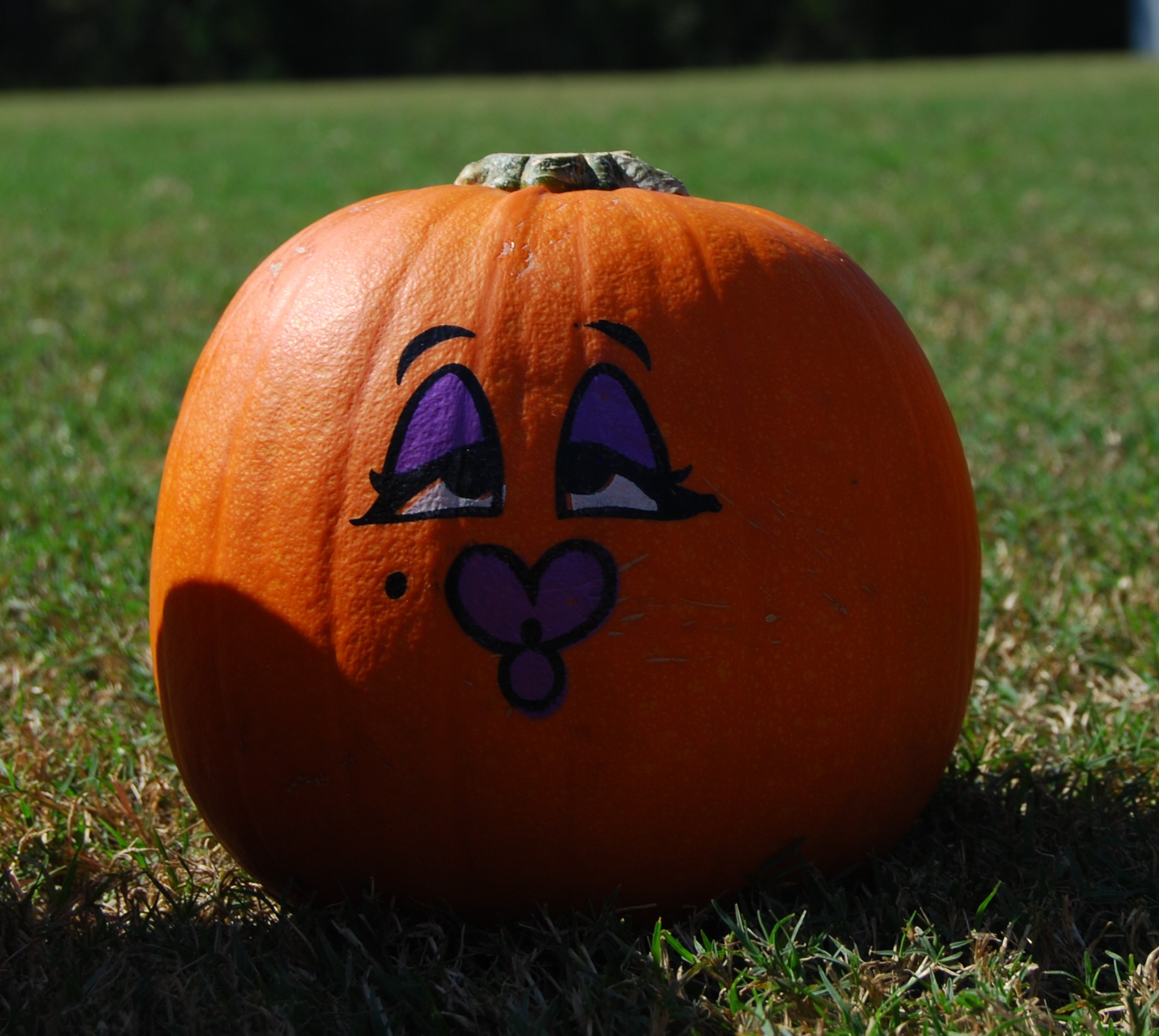 #6 - Kissing Pumpkin